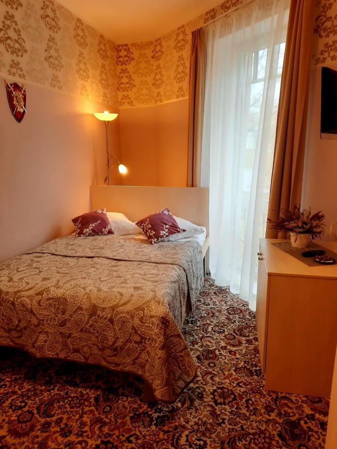 Hotel Pils With Self-Check In Sigulda Bagian luar foto