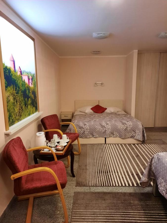 Hotel Pils With Self-Check In Sigulda Bagian luar foto