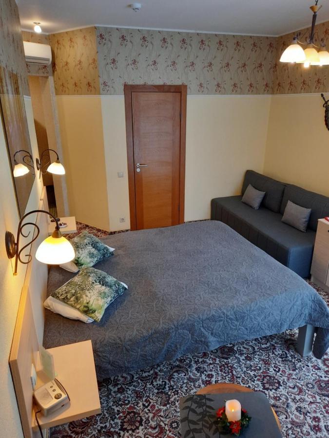 Hotel Pils With Self-Check In Sigulda Bagian luar foto