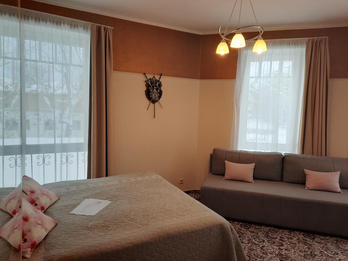 Hotel Pils With Self-Check In Sigulda Bagian luar foto