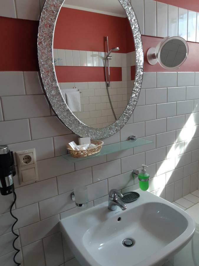 Hotel Pils With Self-Check In Sigulda Bagian luar foto